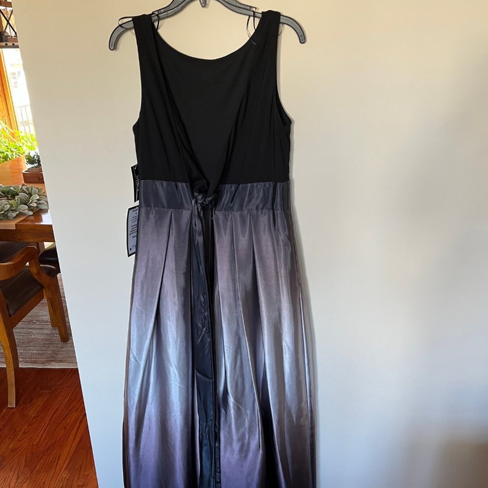 full length gown - Picture 2 of 5